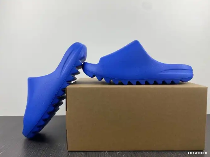 ID4133 Yeezy Azure Adidas Slide 0505